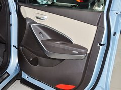 2013款 3.0L 自动 尊享版四驱 7座 欧IV
