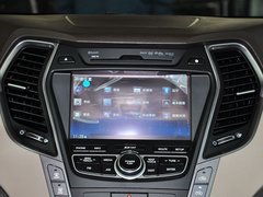2013款 3.0L 自动 尊享版四驱 7座 欧IV