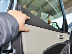 2013款 3.0L 自动 尊享版四驱 7座 欧IV