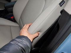 2013款 3.0L 自动 尊享版四驱 7座 欧IV