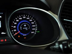 2013款 3.0L 自动 尊享版四驱 7座 欧IV