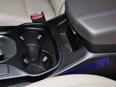 2013款 3.0L 自动 尊享版四驱 7座 欧IV