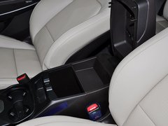 2013款 3.0L 自动 尊享版四驱 7座 欧IV