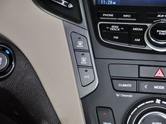 2013款 3.0L 自动 尊享版四驱 7座 欧IV