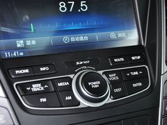 2013款 3.0L 自动 尊享版四驱 7座 欧IV
