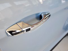2013款 3.0L 自动 尊享版四驱 7座 欧IV