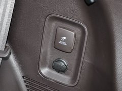 2013款 3.0L 自动 尊享版四驱 7座 欧IV