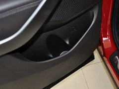 2013款 3.0L 自动 尊享版四驱 7座 欧IV