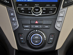 2013款 3.0L 自动 尊享版四驱 7座 欧IV
