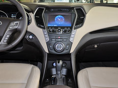 2013款 3.0L 自动 尊享版四驱 7座 欧IV