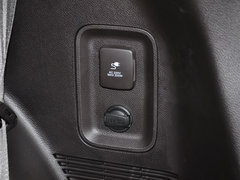 2013款 3.0L 自动 尊享版四驱 7座 欧IV
