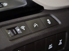 2013款 3.0L 自动 尊享版四驱 7座 欧IV