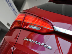 2013款 3.0L 自动 尊享版四驱 7座 欧IV