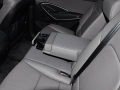 2013款 3.0L 自动 旗舰版四驱 7座 欧IV