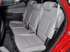 2013款 3.0L 自动 旗舰版四驱 7座 欧IV