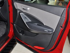 2013款 3.0L 自动 旗舰版四驱 7座 欧IV