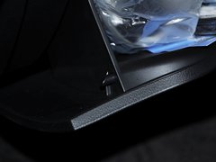 2013款 3.0L 自动 旗舰版四驱 7座 欧IV
