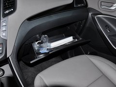 2013款 3.0L 自动 旗舰版四驱 7座 欧IV