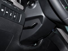 2013款 3.0L 自动 旗舰版四驱 7座 欧IV