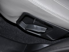 2013款 3.0L 自动 旗舰版四驱 7座 欧IV