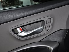 2013款 3.0L 自动 旗舰版四驱 7座 欧IV
