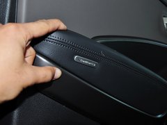 2013款 3.0L 自动 旗舰版四驱 7座 欧IV