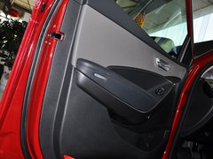 2013款 3.0L 自动 旗舰版四驱 7座 欧IV