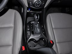 2013款 3.0L 自动 旗舰版四驱 7座 欧IV