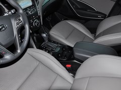 2013款 3.0L 自动 旗舰版四驱 7座 欧IV