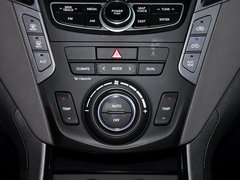 2013款 3.0L 自动 旗舰版四驱 7座 欧IV