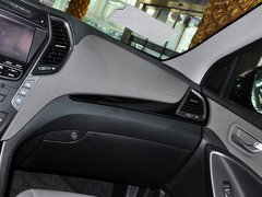 2013款 3.0L 自动 旗舰版四驱 7座 欧IV