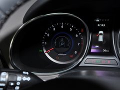 2013款 3.0L 自动 旗舰版四驱 7座 欧IV