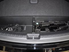 2013款 3.0L 自动 旗舰版四驱 7座 欧IV