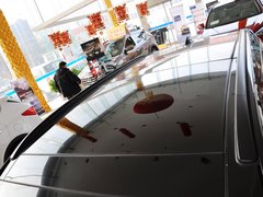 2013款 3.0L 自动 旗舰版四驱 7座 欧IV