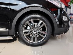 2013款 3.0L 自动 旗舰版四驱 7座 欧IV