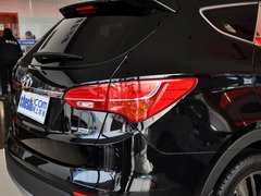 2013款 3.0L 自动 旗舰版四驱 7座 欧IV
