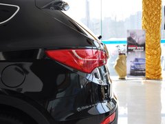2013款 3.0L 自动 旗舰版四驱 7座 欧IV