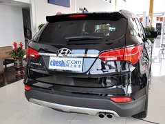 2013款 3.0L 自动 旗舰版四驱 7座 欧IV