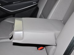 2013款 3.0L 自动 旗舰版四驱 7座 欧IV