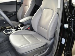 2013款 3.0L 自动 旗舰版四驱 7座 欧IV