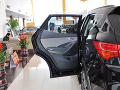 2013款 3.0L 自动 旗舰版四驱 7座 欧IV