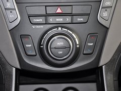2013款 3.0L 自动 旗舰版四驱 7座 欧IV