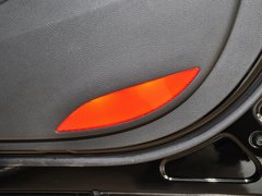 2013款 3.0L 自动 旗舰版四驱 7座 欧IV