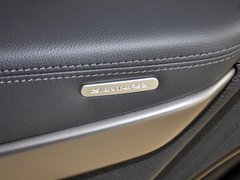 2013款 3.0L 自动 旗舰版四驱 7座 欧IV