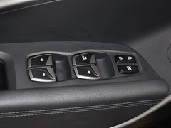 2013款 3.0L 自动 旗舰版四驱 7座 欧IV