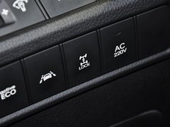 2013款 3.0L 自动 旗舰版四驱 7座 欧IV