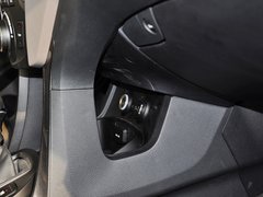 2013款 3.0L 自动 旗舰版四驱 7座 欧IV