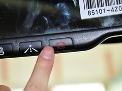 2013款 3.0L 自动 旗舰版四驱 7座 欧IV