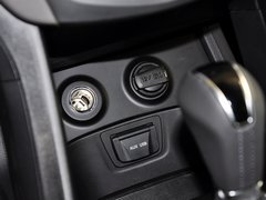 2013款 3.0L 自动 旗舰版四驱 7座 欧IV