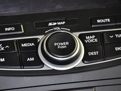 2013款 3.0L 自动 旗舰版四驱 7座 欧IV